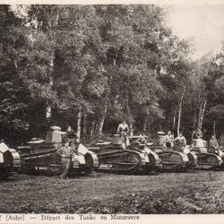 Carte Postale Ancienne - Camp de Mailly (Aube) - D&eacute;part des Tanks en Manoeuvre -N&deg;7286