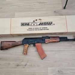 Saiga 223 / AK semi russe en bois et avec crosse fixe
