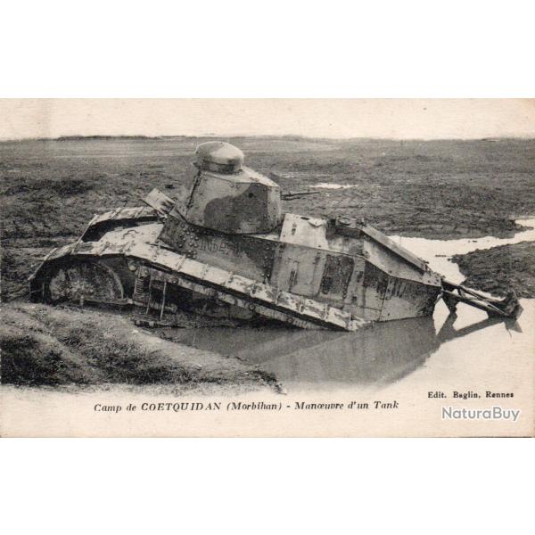 Carte Postale Ancienne - Camp de Co�tquidan, Manoeuvre d'un Tank -N�8500