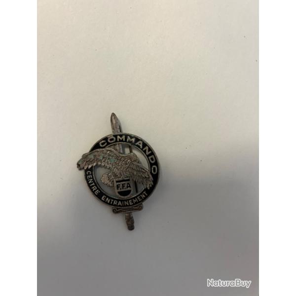 Insigne Commando Centre d'Entra�nement FFA - Drago Paris - original French military badge.