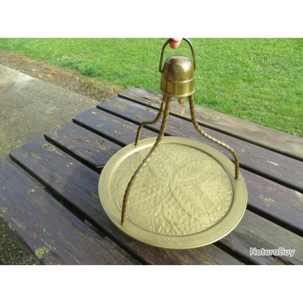 Ancien grand plateau � th� TURC � suspendre de forme ronde en laiton - TURQUIE (Vers 1960-70)