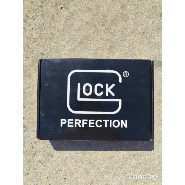 Glock17 gen 4 CO2 Airgun Blowback Cybergun