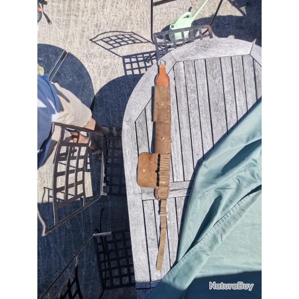 Cartouchi�re calibre 12 cro�te de cuir