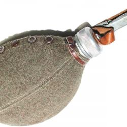 Gourde militaire su&eacute;doise M39