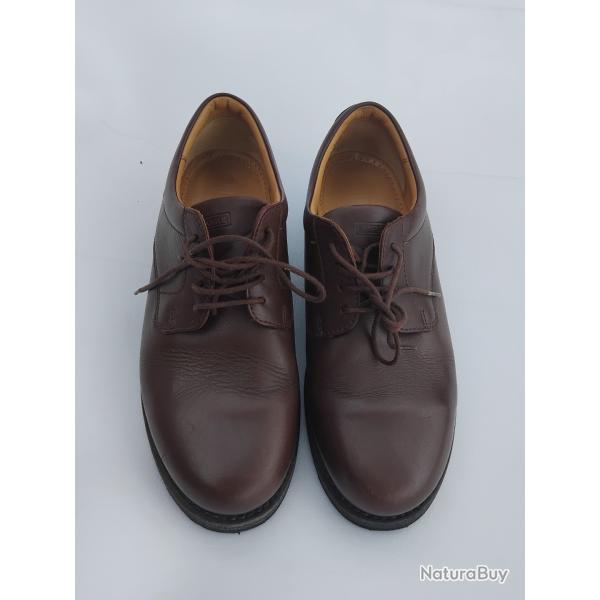 chaussure Aigle cuir pointure 41 1/2