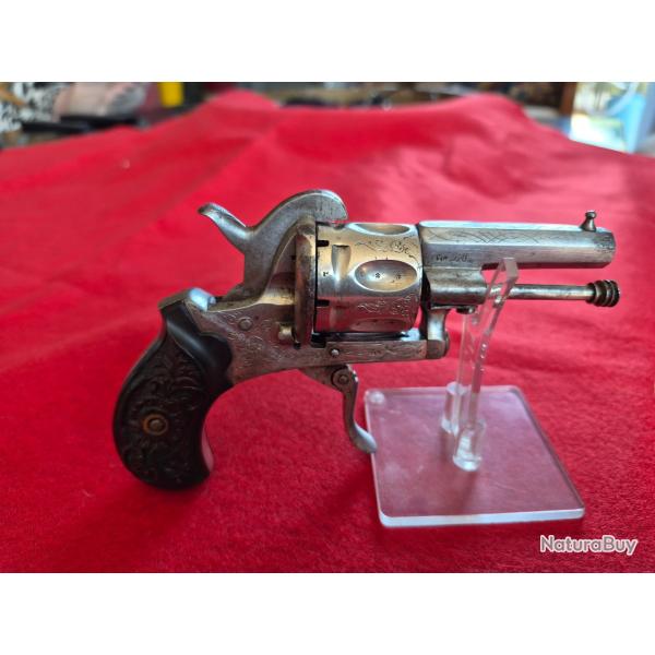 Beau revolver 7 mm a broche