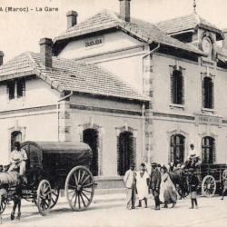 Carte postale Oujda (Maroc) - La Gare - N&deg;8522