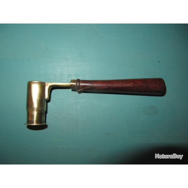 Dosette � poudre et plomb (rep C24)