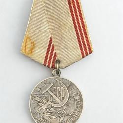 (118.002) M&eacute;daille &laquo; V&eacute;t&eacute;ran du travail &raquo;