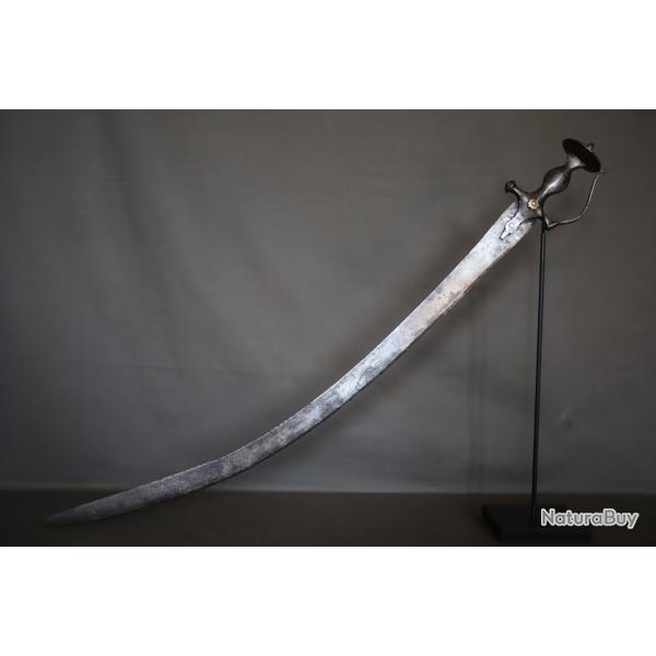 Un sabre Indien dit talwar - Inde, 18-19�me si�cle