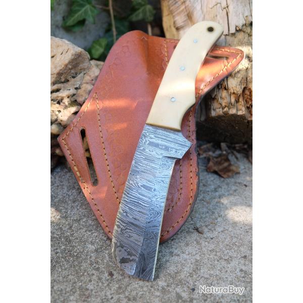Couteau Skinner Lame Sheepfoot Acier Damas 256 Couches Manche Os Beau Etui Cuir Fabric Artisanale