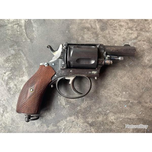 Revolver 8mm 92 Mod�le Agent Cat D