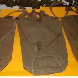 LOT DE 3 ETUIS DE M.A.G EN TISSU DE L'ARMEE ITALIENNE&nbsp; , BON ETAT VOIR PHOTOS . POUR TOUT RENSEIGNEM