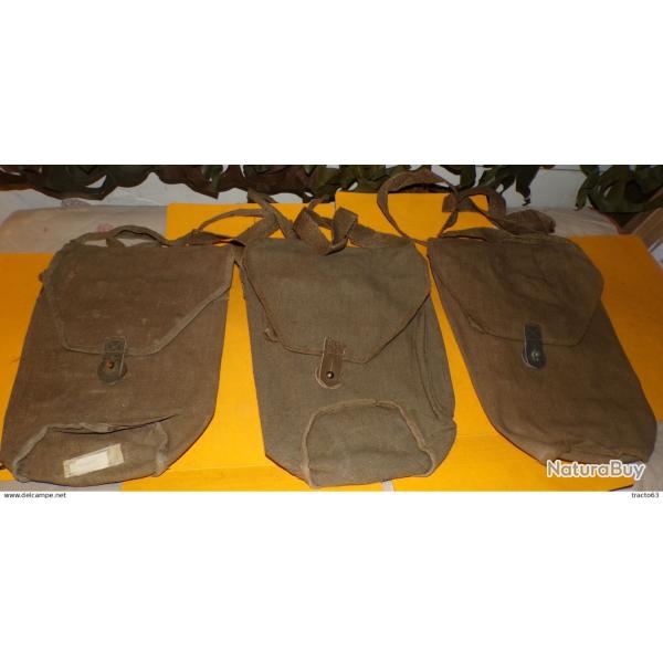 LOT DE 3 ETUIS DE M.A.G EN TISSU DE L'ARMEE ITALIENNE� , BON ETAT VOIR PHOTOS . POUR TOUT RENSEIGNEM
