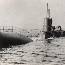 Carte postale sous-marin - N&deg;8548