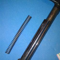 enfield  ressort de percuteur.(Pour illustration seulement ,la culasse n'est pas a vendre