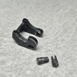 &Eacute;trier de barillet  de revolver webley 455 MK VI et ses deux vis