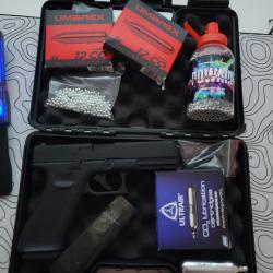 Umarex Glock 17 GEN 5 4.5 mm Steel BB + Malette Umarex + Accessoires (C02 et ~3000 billes)