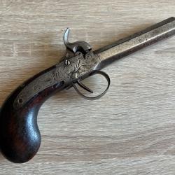 PISTOLET DE POCHE A PERCUSSION A COFFRE 04