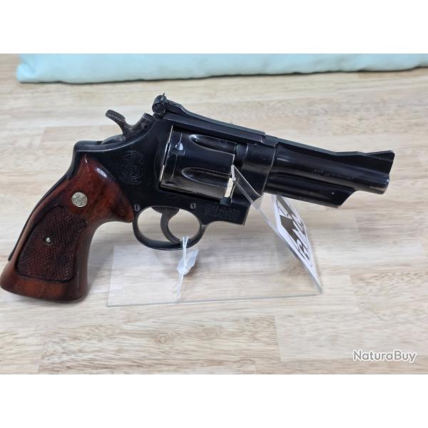 *Inoubliable highway patrolman ! Revolver S&W Model 28-2 - 357 / 38 - 4" - Noir Brillant - BI973