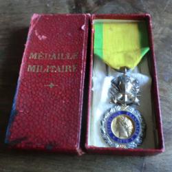 m&eacute;daille valeur et discipline   1870