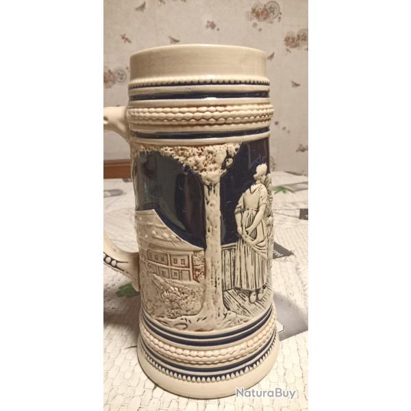 Vends une chope � bi�re maxi