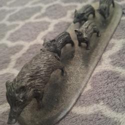 Figurine sanglier en &eacute;tain