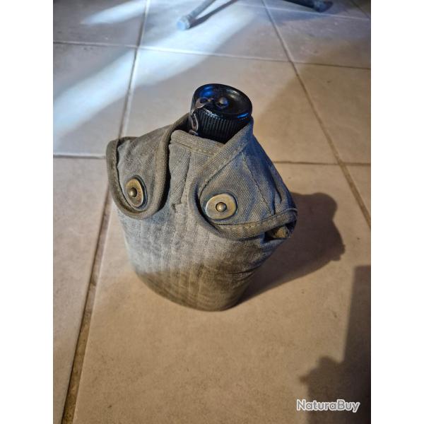 gourde us de 43 compl�te