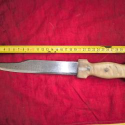 Dague poignard de chasse ancien poign&eacute;e corne, Balkans ? Long 33 cm, sans fourreau, lame Bowie