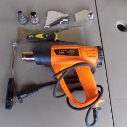 D&eacute;capeur thermique marque Seekone 2000W. r&eacute;glable de 60 a 600 degr&eacute;s