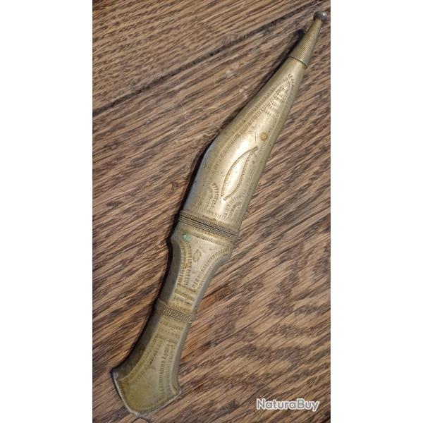 Dague lat�rale b�douine ancienne