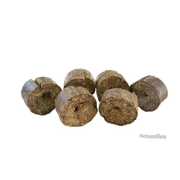 Lax Lucerne block with hole - Ref LAXP019 - EAN 4262356380380 - LAX Tierfutter