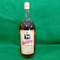UNE BOUTEILLE DE "WHITE HORSE" PROVENANCE ECOSSE