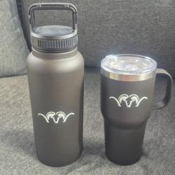 lot blaser gourde + mug