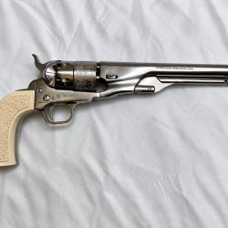 R&eacute;volver &agrave; poudre noire Pietta, calibre 44, mod&egrave;le 1860 Nickel&eacute;, &eacute;tat Neuf