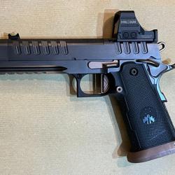 pistolet WATCHTOWER APACHE 2011 calibre 9 para + viseur Holosun 507 Comp GR
