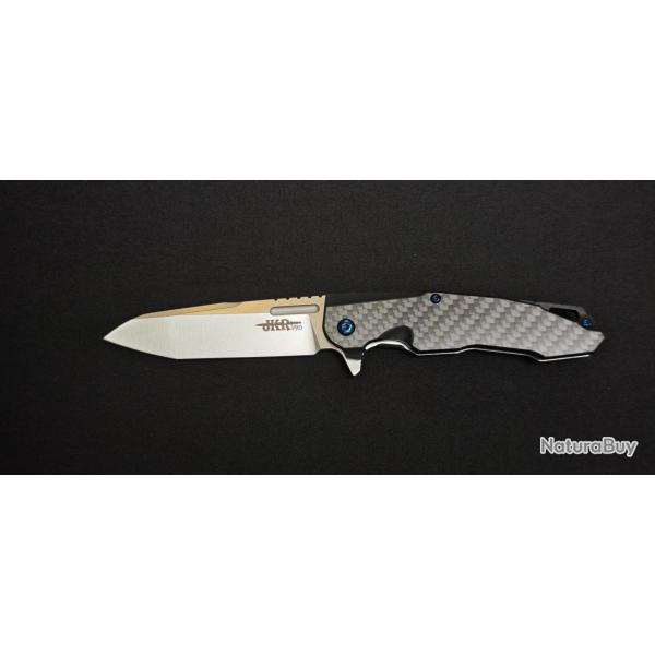 Couteau Pliant JKR-PRO 10004 - Manche en Fibre de Carbone - Lame D2 Drop Point - Flipper