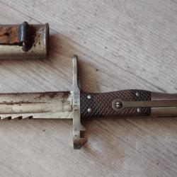 17607 Ba&iuml;onnette Suisse pour fusil VETTERLI. Rare mod&egrave;le 4 rivets