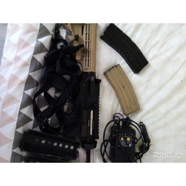 R�plique airsoft AEG blowback - Fonctionnelle - Canon � remettre - Tr�s bon �tat