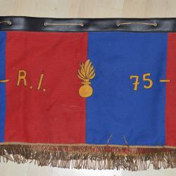 FLAMME DE TAMBOUR-MUSIQUE 75&deg; REGIMENT D'INFANTERIE 1966/1984-FANFARE MILITAIRE