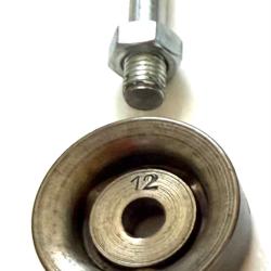 Un lissoir NEUF calibre 12 en acier avec. Sa queue cylindrique &agrave; monter sur une perceuse.
