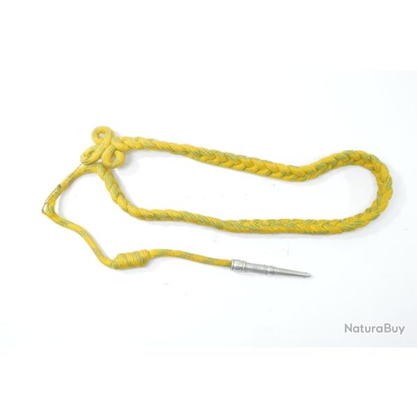 Fourrag�re Arm�e Fran�aise m�daille militaire jaune et vert, ferret aluminium