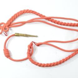 Ancienne fourrag&egrave;re rouge, ferret laiton. Fusiliers Marins ?