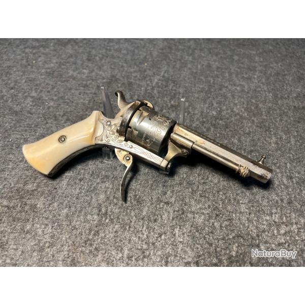 Revolver le sauveur a broche 7 mm