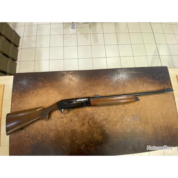 Fusil Benelli semi automatique calibre 12