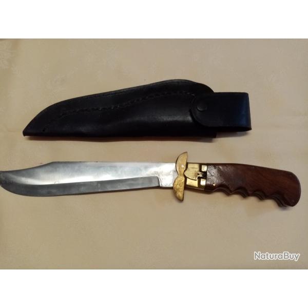 MACHETTE PLIANTE AVEC SECURITE SUR LE MANCHE