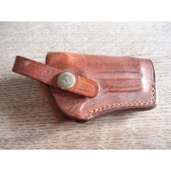 Holsters GIL M32 R200