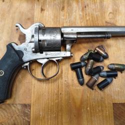 Revolver &agrave; broche 9mm de 1878