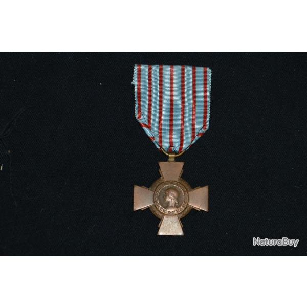 CROIX DU COMBATTANT GRANDE GUERRE 1914/1918-FRENCH WAR CROSS 1�WW-POINCON MONNAIE DE PARIS