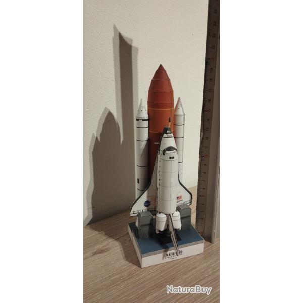 Maquette fus�e Atlantis nasa collection objet de curiosit� miniature